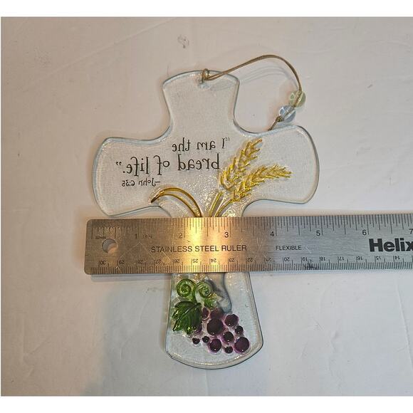 Glass Cross 7"x5" Chalice, grapes wheat Inscibed "I am the bread of Life."  John - Picture 5 of 6